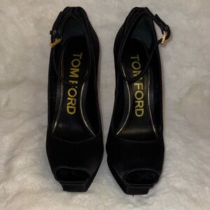 Tom Ford Elegant Black Peep Toe Heels